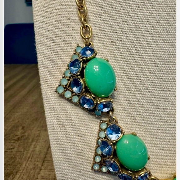 Stella and Dot Statement Blue and Green Crystal Necklace - Picture 3 of 7